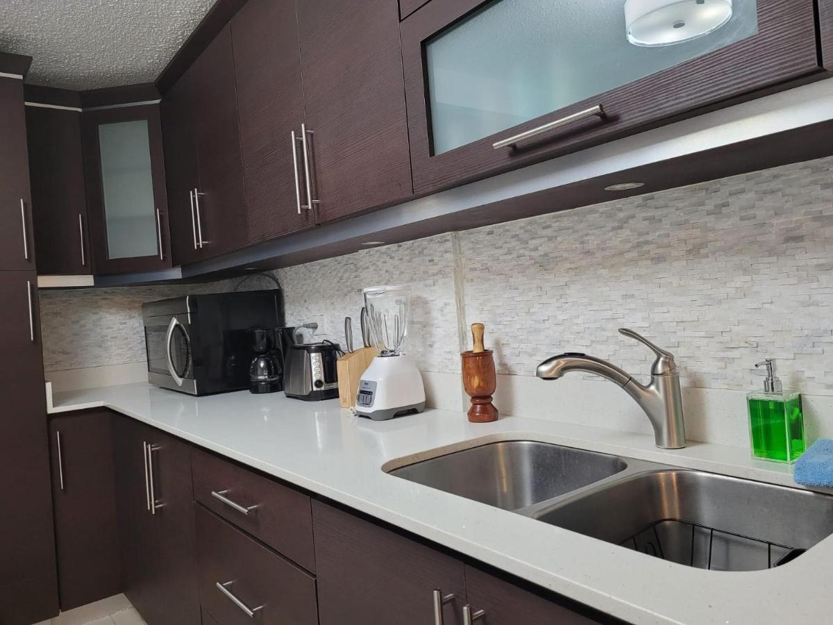 Aquaville Dorado Moderna Villa 3 Kültér fotó