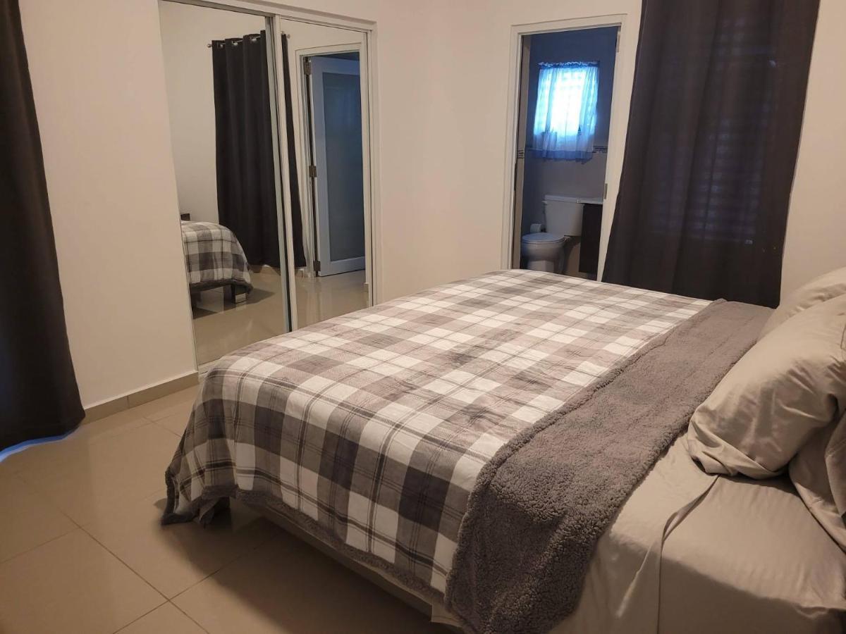Aquaville Dorado Moderna Villa 3 Kültér fotó