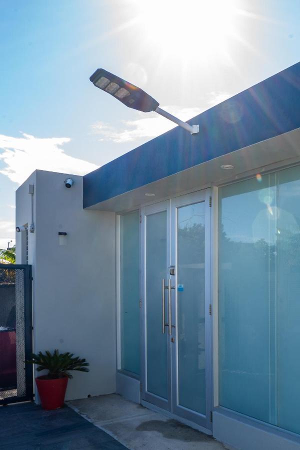Aquaville Dorado Moderna Villa 3 Kültér fotó